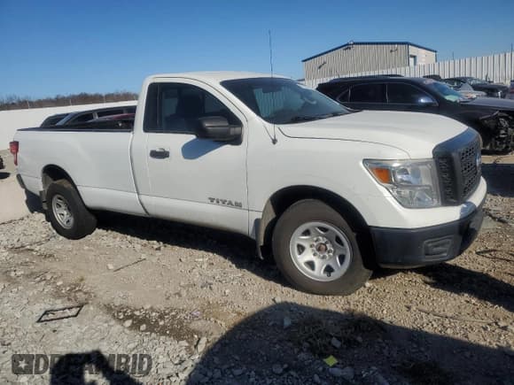 ✅ 2017 Nissan Titan SV • VIN: 1N6AA1R81HN571086 • Lot: 82052084. Listed on Copart with 143,190 mi. Free auction sales archive from the USA and detailed vehicle history report at DreamBid. Image 4.
