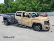 ✅ 2019 GMC Sierra 3500HD Denali • VIN: 1GT42WEY3KF149547 • Лот: 59191335. Опубликован ранее на Copart с пробегом Не указан. Бесплатный доступ к архиву аукционных продаж из США и подробный отчёт об истории автомобиля на DreamBid. Изображение 4.