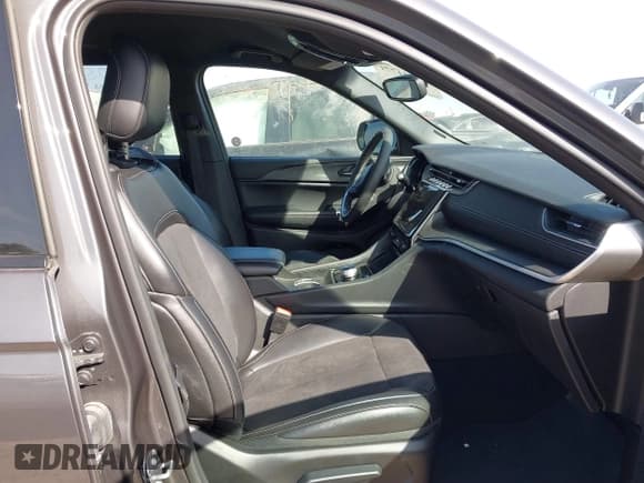 ✅ 2024 Jeep Grand Cherokee Altitude • VIN: 1C4RJKAG4R8507770 • Lot: 41734771. Listed on IAAI with 19,519 mi. Free auction sales archive from the USA and detailed vehicle history report at DreamBid. Image 5.