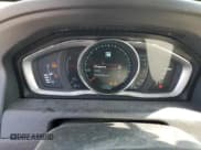 ✅ 2015 Volvo XC60 T6 • VIN: YV4902RB4F2622649 • Lot: 71433564. Wystawiony na Copart z przebiegiem 177 266 mil. Bezpłatny archiwum sprzedaży aukcyjnych z USA i szczegółowy raport historii pojazdu na DreamBid. Zdjęcie 9.