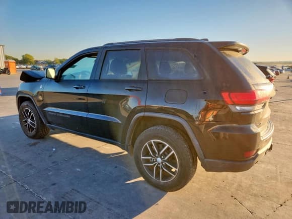 ✅ 2017 Jeep Grand Cherokee Trailhawk • VIN: 1C4RJFLG9HC745047 • Лот: 90483125. Опубликован ранее на Copart с пробегом 82 406 миль. Бесплатный доступ к архиву аукционных продаж из США и подробный отчёт об истории автомобиля на DreamBid. Изображение 2.