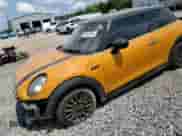 2015 MINI Hardtop with VIN WMWXM5C52FT973831, listed as a Copart auction lot 68501305 with 188,622 mi miles and Salvage title. Bid and sale history available at DreamBid. Image 13.