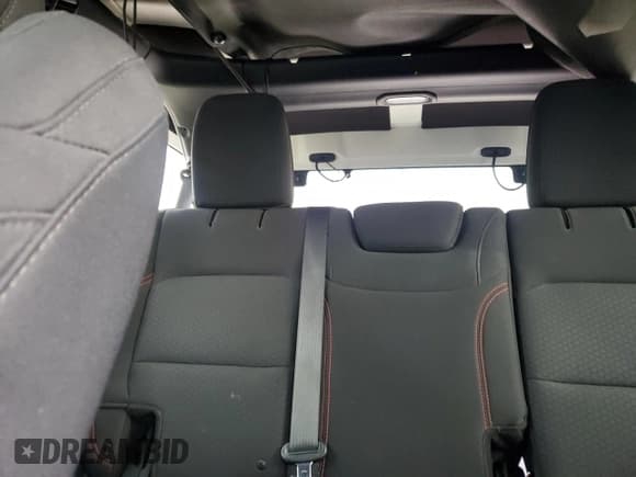 ✅ 2018 Jeep Wrangler Unlimited Rubicon • VIN: 1C4HJXFG9JW113392 • Lot: 93895485. Listed on Copart with 75,409 mi. Free auction sales archive from the USA and detailed vehicle history report at DreamBid. Image 10.