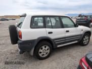 ✅ 1997 Toyota RAV4 • VIN: JT3HP10V1V7044477 • Лот: 68922765. Опубликован ранее на Copart с пробегом 143 525 миль. Бесплатный доступ к архиву аукционных продаж из США и подробный отчёт об истории автомобиля на DreamBid. Изображение 3.