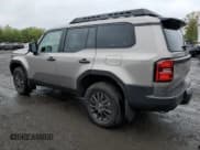 ✅ 2025 Toyota Land Cruiser 1958 Edition • VIN: JTEABFAJ6SK025660 • Лот: 83981025. Опубликован ранее на Copart с пробегом 19 127 миль. Бесплатный доступ к архиву аукционных продаж из США и подробный отчёт об истории автомобиля на DreamBid. Изображение 2.