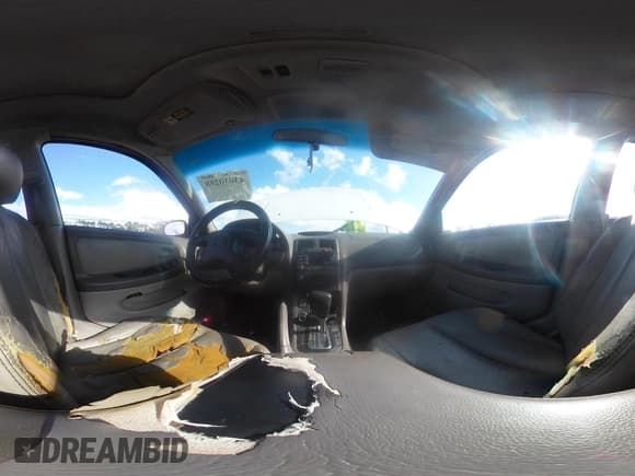 ✅ 2000 Nissan Maxima GXE • VIN: JN1CA31D1YT515650 • Lot: 43030258. Listed on IAAI with Not provided. Free auction sales archive from the USA and detailed vehicle history report at DreamBid. Image 17.