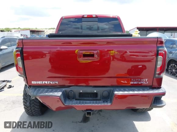 ✅ 2016 GMC Sierra 1500 Denali • VIN: 3GTP1PEC0GG187480 • Lot: 42719801. Listed on IAAI with 144,992 mi. Free auction sales archive from the USA and detailed vehicle history report at DreamBid. Image 16.