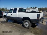 ✅ 2003 Chevrolet Silverado 2500HD LS • VIN: 1GCHC29U53E365373 • Лот: 49455635. Опубликован ранее на Copart с пробегом Не указан. Бесплатный доступ к архиву аукционных продаж из США и подробный отчёт об истории автомобиля на DreamBid. Изображение 2.