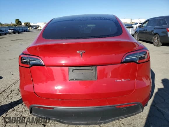 ✅ 2021 Tesla Model Y Long Range • VIN: 5YJYGDEE0MF093846 • Lot: 85512955. Wystawiony na Copart z przebiegiem 48 381 mil. Bezpłatny archiwum sprzedaży aukcyjnych z USA i szczegółowy raport historii pojazdu na DreamBid. Zdjęcie 6.
