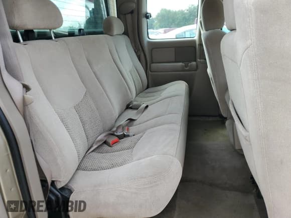 ✅ 2004 Chevrolet Silverado 1500 LS • VIN: 2GCEC19T041269867 • Лот: 75157924. Опубликован ранее на Copart с пробегом 105 042 миль. Бесплатный доступ к архиву аукционных продаж из США и подробный отчёт об истории автомобиля на DreamBid. Изображение 10.