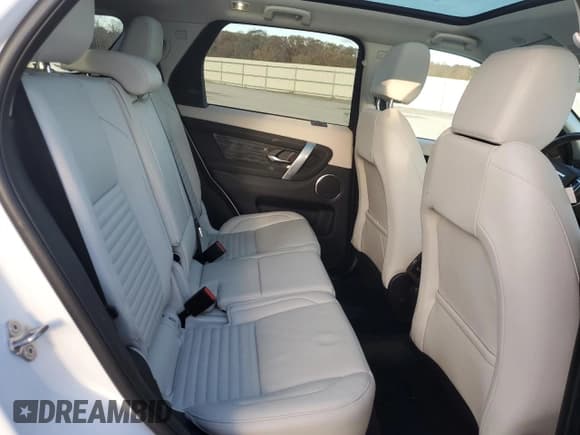 ✅ 2022 Land Rover Discovery Sport SE • VIN: SALCP2FX7NH910254 • Lot: 81255004. Wystawiony na Copart z przebiegiem 32 487 mil. Bezpłatny archiwum sprzedaży aukcyjnych z USA i szczegółowy raport historii pojazdu na DreamBid. Zdjęcie 11.