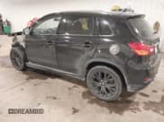 ✅ 2018 Mitsubishi Outlander ES • VIN: JA4AP3AU7JU016316 • Lot: 41138439. Wystawiony na IAAI z przebiegiem 23 868 mil. Bezpłatny archiwum sprzedaży aukcyjnych z USA i szczegółowy raport historii pojazdu na DreamBid. Zdjęcie 3.
