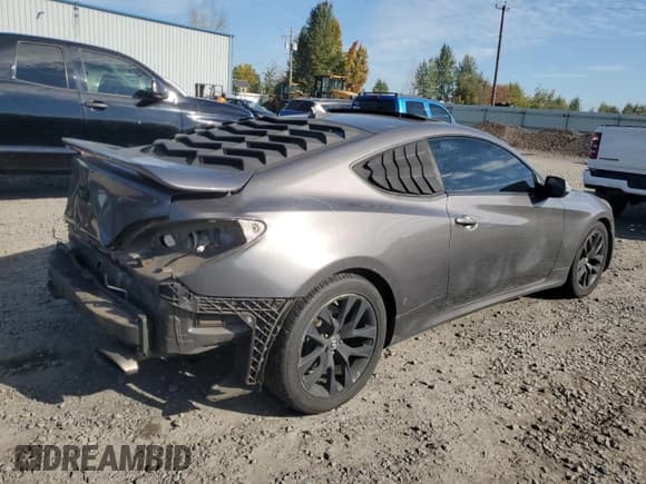 ✅ 2013 Hyundai Genesis Coupe Track • VIN: KMHHU6KJ5DU091888 • Лот: 82556775. Опубликован ранее на Copart с пробегом 89 525 миль. Бесплатный доступ к архиву аукционных продаж из США и подробный отчёт об истории автомобиля на DreamBid. Изображение 3.