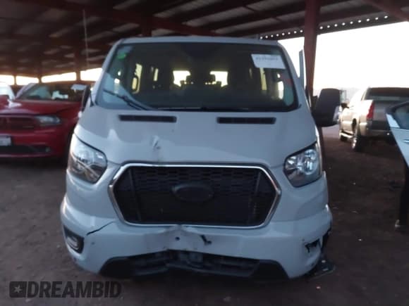 ✅ 2024 Ford Transit Passenger XL • VIN: 1FBAX9YG2RKA76007 • Лот: 41291052. Опубликован ранее на IAAI с пробегом 5 741 миль. Бесплатный доступ к архиву аукционных продаж из США и подробный отчёт об истории автомобиля на DreamBid. Изображение 12.