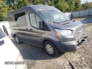 ✅ 2015 Ford Transit Cargo • VIN: 1FTNE1CM9FKA51425 • Lot: 70039184. Wystawiony na Copart z przebiegiem 146 782 mil. Bezpłatny archiwum sprzedaży aukcyjnych z USA i szczegółowy raport historii pojazdu na DreamBid. Zdjęcie 4.
