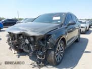 ✅ 2018 Audi Q7 Premium Plus • VIN: WA1LAAF71JD045263 • Лот: 43089345. Опубликован ранее на IAAI с пробегом 71 650 миль. Бесплатный доступ к архиву аукционных продаж из США и подробный отчёт об истории автомобиля на DreamBid. Изображение 2.