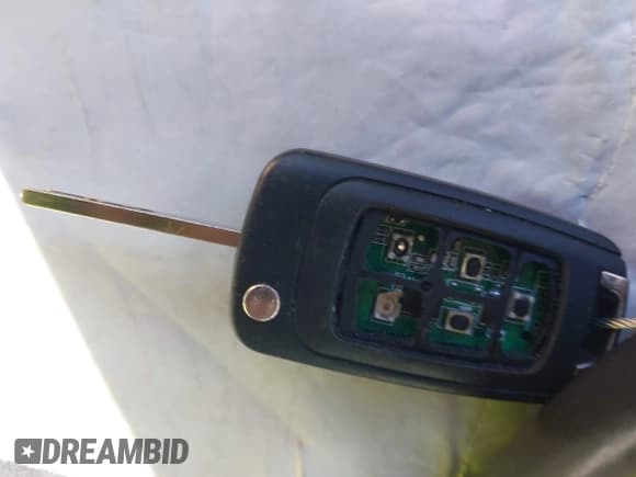 ✅ 2011 Chevrolet Equinox 1LT • VIN: 2GNALDEC3B1261630 • Лот: 43425645. Опубликован ранее на IAAI с пробегом 160 227 миль. Бесплатный доступ к архиву аукционных продаж из США и подробный отчёт об истории автомобиля на DreamBid. Изображение 11.