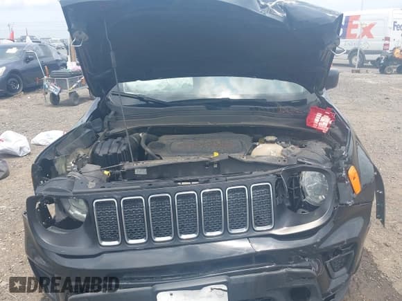 ✅ 2019 Jeep Renegade Latitude • VIN: ZACNJABB7KPK71297 • Лот: 42417051. Опубликован ранее на IAAI с пробегом 87 648 миль. Бесплатный доступ к архиву аукционных продаж из США и подробный отчёт об истории автомобиля на DreamBid. Изображение 10.