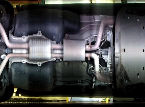 ✅ 2020 Land Rover Discovery SE • VIN: SALRG2RV9L2423836 • Лот: 92815055. Опубликован ранее на Copart с пробегом 119 317 миль. Бесплатный доступ к архиву аукционных продаж из США и подробный отчёт об истории автомобиля на DreamBid. Изображение 14.