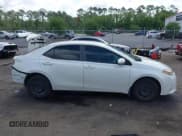 ✅ 2016 Toyota Corolla LE Eco • VIN: 5YFBPRHEXGP470609 • Lot: 42458683. Wystawiony na IAAI z przebiegiem 137 758 mil. Bezpłatny archiwum sprzedaży aukcyjnych z USA i szczegółowy raport historii pojazdu na DreamBid. Zdjęcie 13.