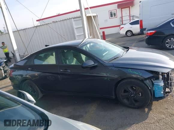 2022 Hyundai Elantra SEL with VIN 5NPLM4AG1NH054440, listed as a IAAI auction lot 41473308 with 39,064 mi miles and . Bid and sale history available at DreamBid. Image 14.