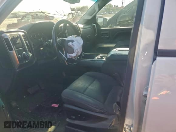 ✅ 2018 Chevrolet Silverado 1500 LT • VIN: 3GCPCREC5JG520186 • Lot: 93995705. Wystawiony na Copart z przebiegiem 123 439 mil. Bezpłatny archiwum sprzedaży aukcyjnych z USA i szczegółowy raport historii pojazdu na DreamBid. Zdjęcie 7.