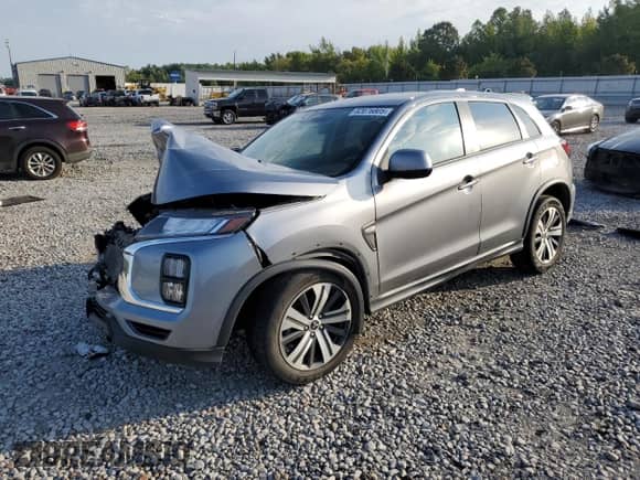 2021 Mitsubishi Outlander ES with VIN JA4APUAU8MU036584, listed as a Copart auction lot 82076805 with 53,924 mi miles and Salvage title. Bid and sale history available at DreamBid. Image 1.