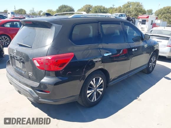 ✅ 2019 Nissan Pathfinder SV • VIN: 5N1DR2MM9KC601694 • Lot: 43425750. Wystawiony na IAAI z przebiegiem 167 984 mil. Bezpłatny archiwum sprzedaży aukcyjnych z USA i szczegółowy raport historii pojazdu na DreamBid. Zdjęcie 4.