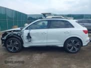 ✅ 2024 Audi Q3 S line Premium Plus • VIN: WA1EECF37R1179620 • Лот: 42673846. Опубликован ранее на IAAI с пробегом 1 804 миль. Бесплатный доступ к архиву аукционных продаж из США и подробный отчёт об истории автомобиля на DreamBid. Изображение 15.