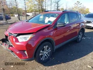 ✅ 2018 Toyota RAV4 LE • VIN: JTMBFREV3JD236507 • Лот: 43514753. Опубликован ранее на IAAI с пробегом 51 798 миль. Бесплатный доступ к архиву аукционных продаж из США и подробный отчёт об истории автомобиля на DreamBid. Изображение 2.