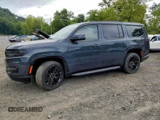 ✅ 2022 Jeep Wagoneer Series I Carbide • VIN: 1C4SJVAT0NS214235 • Lot: 95748485. Listed on Copart with 18,985 mi. Free auction sales archive from the USA and detailed vehicle history report at DreamBid. Image 1.