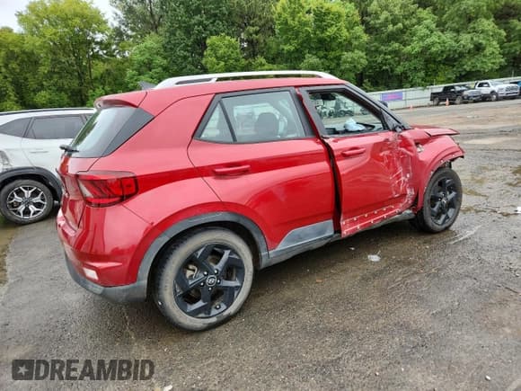 ✅ 2022 Hyundai Venue SEL • VIN: KMHRC8A34NU161078 • Lot: 70481165. Listed on Copart with 75,587 mi. Free auction sales archive from the USA and detailed vehicle history report at DreamBid. Image 3.