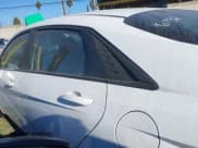 ✅ 2025 Hyundai Elantra Blue • VIN: KMHLM4DJXSU140334 • Лот: 43235004. Опубликован ранее на IAAI с пробегом 2 585 миль. Бесплатный доступ к архиву аукционных продаж из США и подробный отчёт об истории автомобиля на DreamBid. Изображение 15.