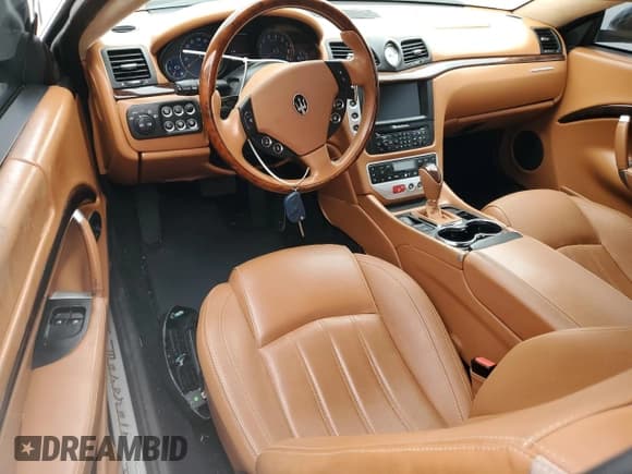 ✅ 2009 Maserati GranTurismo • VIN: ZAMGJ45A290042859 • Lot: 50303994. Listed on Copart with 44,226 mi. Free auction sales archive from the USA and detailed vehicle history report at DreamBid. Image 8.