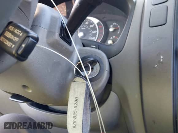 2008 Hyundai Tucson GLS with VIN KM8JM12B48U734055, listed as a IAAI auction lot 43557135 with 185,018 mi miles and . Bid and sale history available at DreamBid. Image 11.