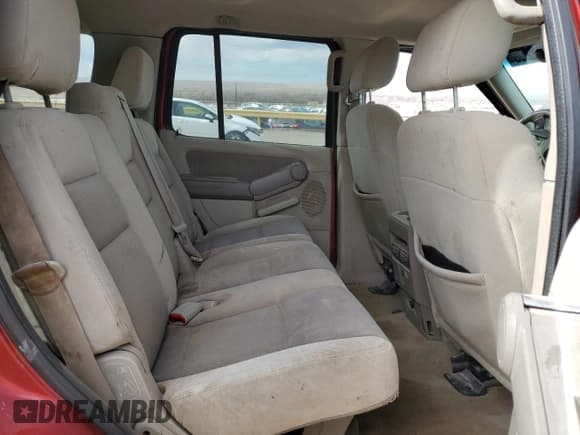 ✅ 2007 Ford Explorer XLT • VIN: 1FMEU63E57UB45148 • Лот: 44512205. Опубликован ранее на Copart с пробегом Не указан. Бесплатный доступ к архиву аукционных продаж из США и подробный отчёт об истории автомобиля на DreamBid. Изображение 11.