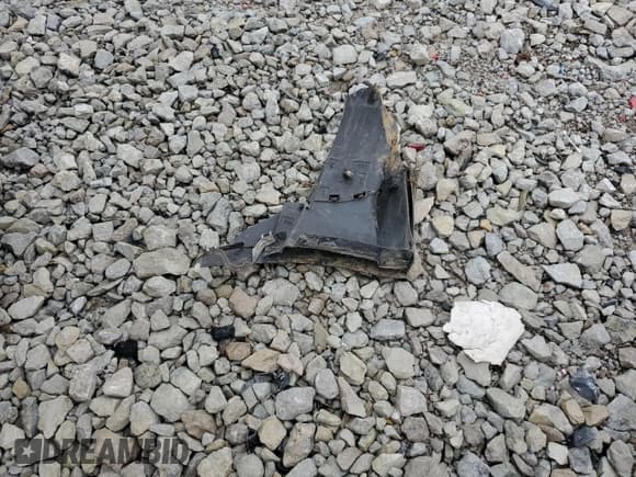 ✅ 2023 Tesla Model 3 • VIN: 5YJ3E1EA1PF438544 • Lot: 92074245. Wystawiony na Copart z przebiegiem 147 403 mil. Bezpłatny archiwum sprzedaży aukcyjnych z USA i szczegółowy raport historii pojazdu na DreamBid. Zdjęcie 13.