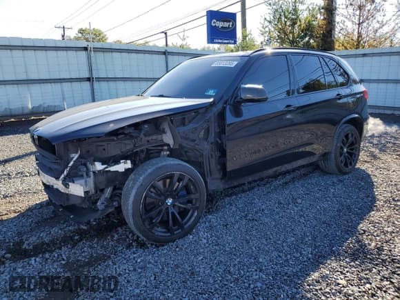 ✅ 2015 BMW X5 xDrive50i • VIN: 5UXKR6C54F0J73908 • Lot: 85813285. Wystawiony na Copart z przebiegiem 77 206 mil. Bezpłatny archiwum sprzedaży aukcyjnych z USA i szczegółowy raport historii pojazdu na DreamBid. Zdjęcie 1.