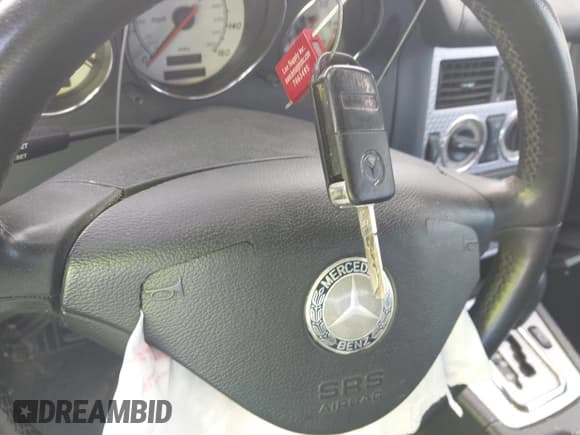 ✅ 2002 Mercedes-Benz SLK 230 Kompressor • VIN: WDBKK49F62F265232 • Lot: 41847375. Wystawiony na IAAI z przebiegiem 97 725 mil. Bezpłatny archiwum sprzedaży aukcyjnych z USA i szczegółowy raport historii pojazdu na DreamBid. Zdjęcie 11.