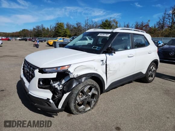 ✅ 2025 Hyundai Venue SEL • VIN: KMHRC8A3XSU346781 • Lot: 86280795. Listed on Copart with 10,134 mi. Free auction sales archive from the USA and detailed vehicle history report at DreamBid. Image 1.