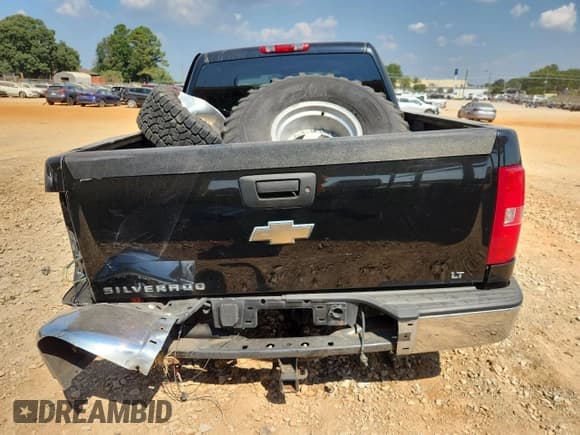 ✅ 2009 Chevrolet Silverado 1500 LT • VIN: 3GCEC23J99G204771 • Lot: 81217675. Wystawiony na Copart z przebiegiem 211 725 mil. Bezpłatny archiwum sprzedaży aukcyjnych z USA i szczegółowy raport historii pojazdu na DreamBid. Zdjęcie 6.