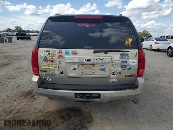 ✅ 2011 GMC Yukon SLE • VIN: 1GKS1AE07BR164126 • Lot: 62682105. Wystawiony na Copart z przebiegiem 247 865 mil. Bezpłatny archiwum sprzedaży aukcyjnych z USA i szczegółowy raport historii pojazdu na DreamBid. Zdjęcie 6.