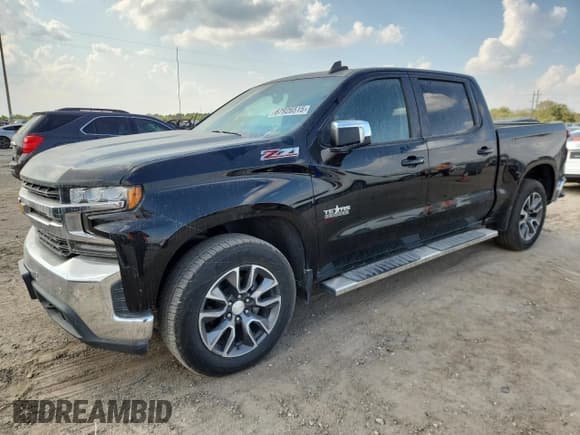 ✅ 2019 Chevrolet Silverado 1500 LT • VIN: 3GCUYDED2KG137470 • Lot: 67926515. Listed on Copart with 100,340 mi. Free auction sales archive from the USA and detailed vehicle history report at DreamBid. Image 1.