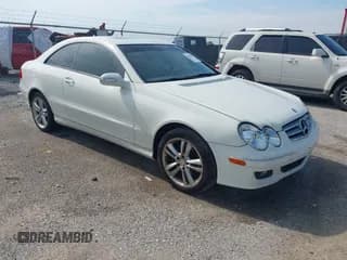 ✅ 2008 Mercedes-Benz CLK 350 • VIN: WDBTJ56H68F240715 • Lot: 42759603. Wystawiony na IAAI z przebiegiem 108 189 mil. Bezpłatny archiwum sprzedaży aukcyjnych z USA i szczegółowy raport historii pojazdu na DreamBid. Zdjęcie 1.