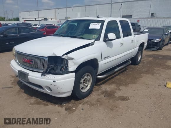 ✅ 2006 GMC Sierra Denali • VIN: 2GTEK63N061276475 • Lot: 42049830. Wystawiony na IAAI z przebiegiem 154 261 mil. Bezpłatny archiwum sprzedaży aukcyjnych z USA i szczegółowy raport historii pojazdu na DreamBid. Zdjęcie 2.