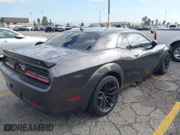 ✅ 2020 Dodge Challenger R/T Scat Pack • VIN: 2C3CDZFJ2LH198574 • Lot: 43283679. Wystawiony na IAAI z przebiegiem 44 621 mil. Bezpłatny archiwum sprzedaży aukcyjnych z USA i szczegółowy raport historii pojazdu na DreamBid. Zdjęcie 4.