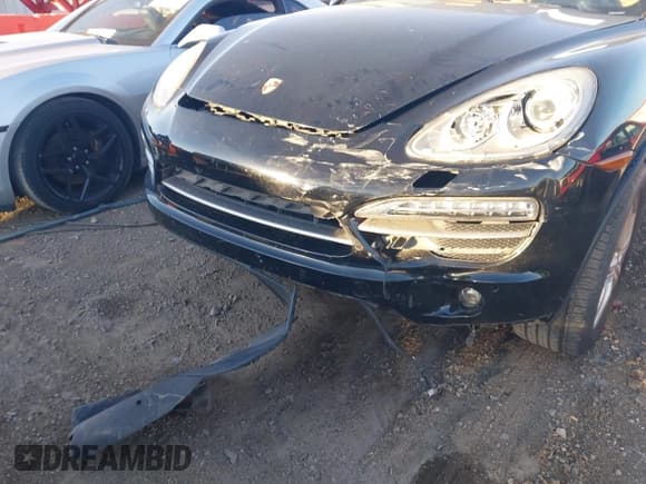 ✅ 2014 Porsche Cayenne • VIN: WP1AA2A27ELA90328 • Лот: 43484055. Опубликован ранее на IAAI с пробегом 94 239 миль. Бесплатный доступ к архиву аукционных продаж из США и подробный отчёт об истории автомобиля на DreamBid. Изображение 6.