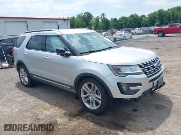 ✅ 2016 Ford Explorer XLT • VIN: 1FM5K8D84GGA63677 • Lot: 39649393. Wystawiony na IAAI z przebiegiem 118 962 mil. Bezpłatny archiwum sprzedaży aukcyjnych z USA i szczegółowy raport historii pojazdu na DreamBid. Zdjęcie 1.