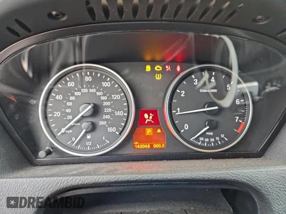 ✅ 2013 BMW X5 xDrive35i • VIN: 5UXZV4C51D0B16337 • Lot: 94300355. Listed on Copart with 140,048 mi. Free auction sales archive from the USA and detailed vehicle history report at DreamBid. Image 9.