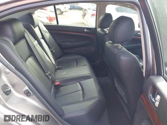 ✅ 2009 Infiniti G37 x • VIN: JNKCV61FX9M357789 • Lot: 43596103. Listed on IAAI with 107,993 mi. Free auction sales archive from the USA and detailed vehicle history report at DreamBid. Image 8.